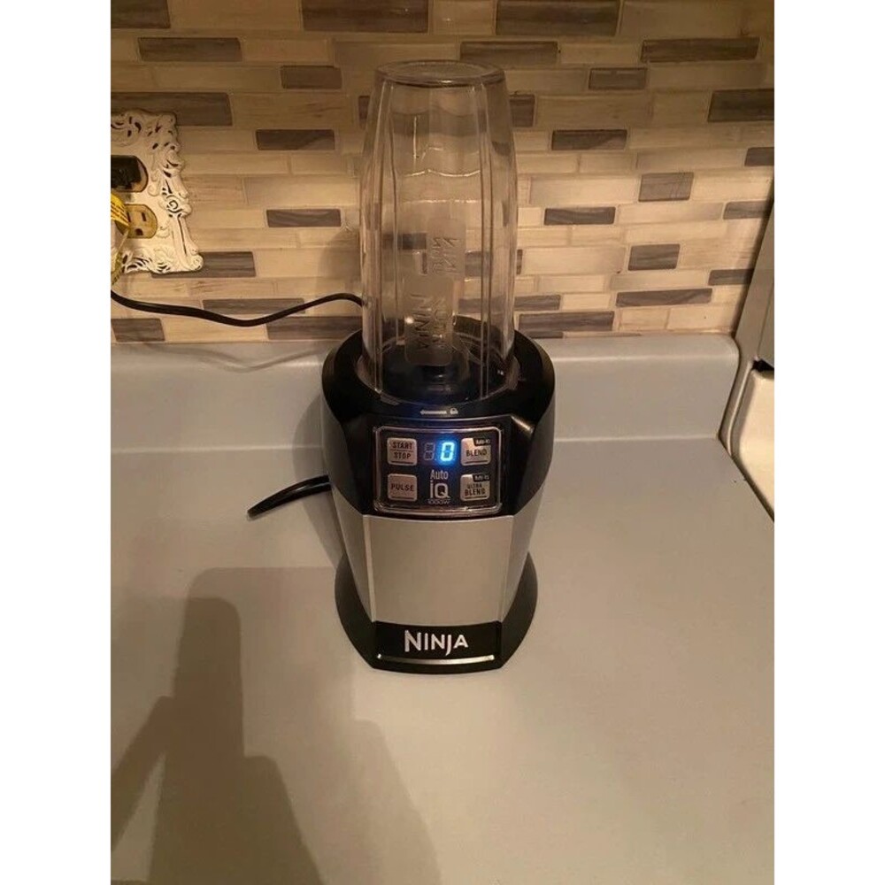 Ninja Auto IQ 1000 W blender